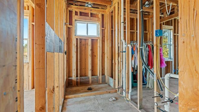 487 Ormsby Ln, Petaluma, CA 94954