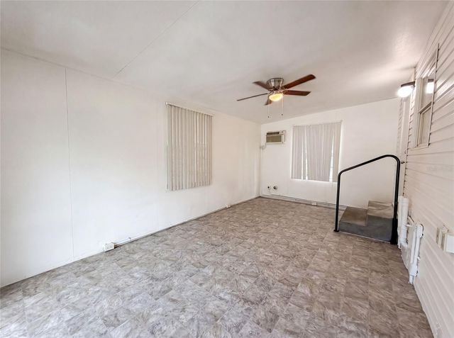 626 S 67TH STREET, Tampa, FL 33619