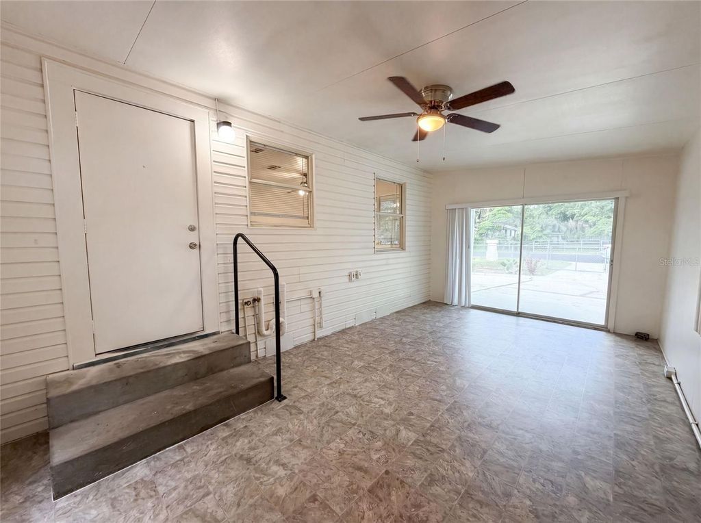 Image 11 of property listing at 626 S 67TH STREET, Tampa, FL 33619