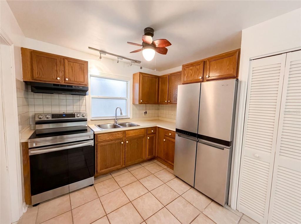 Image 3 of property listing at 626 S 67TH STREET, Tampa, FL 33619
