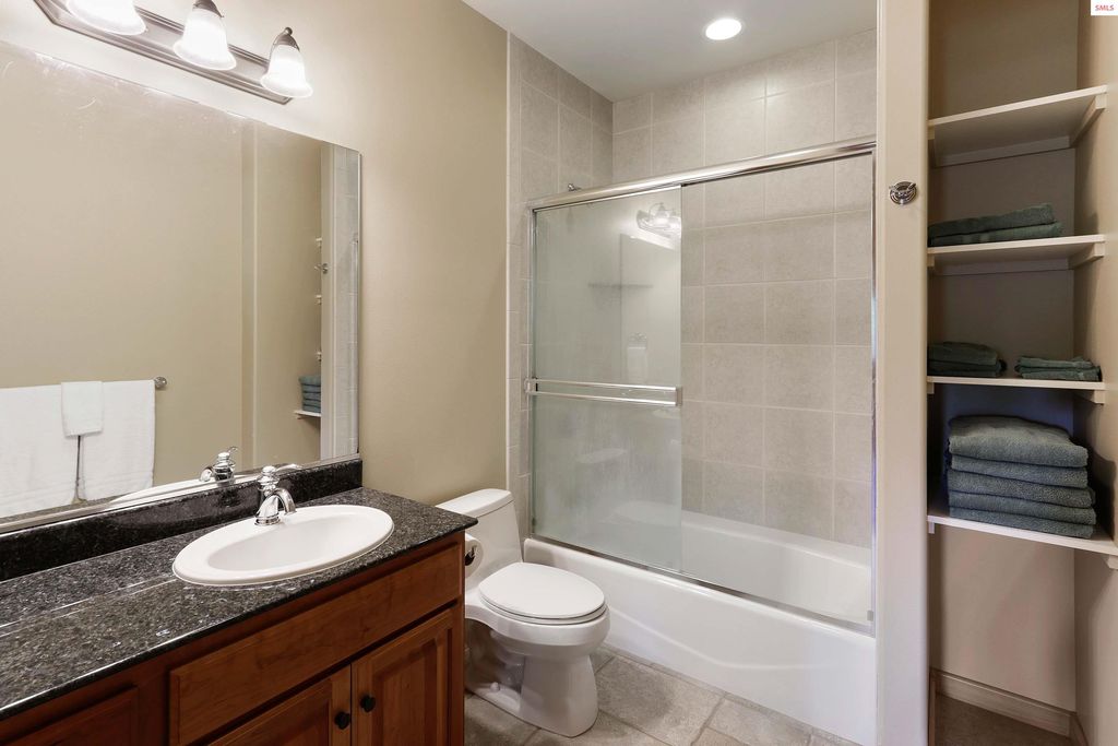 877 Heath Lake Road, Sagle, ID 83860 photo 30