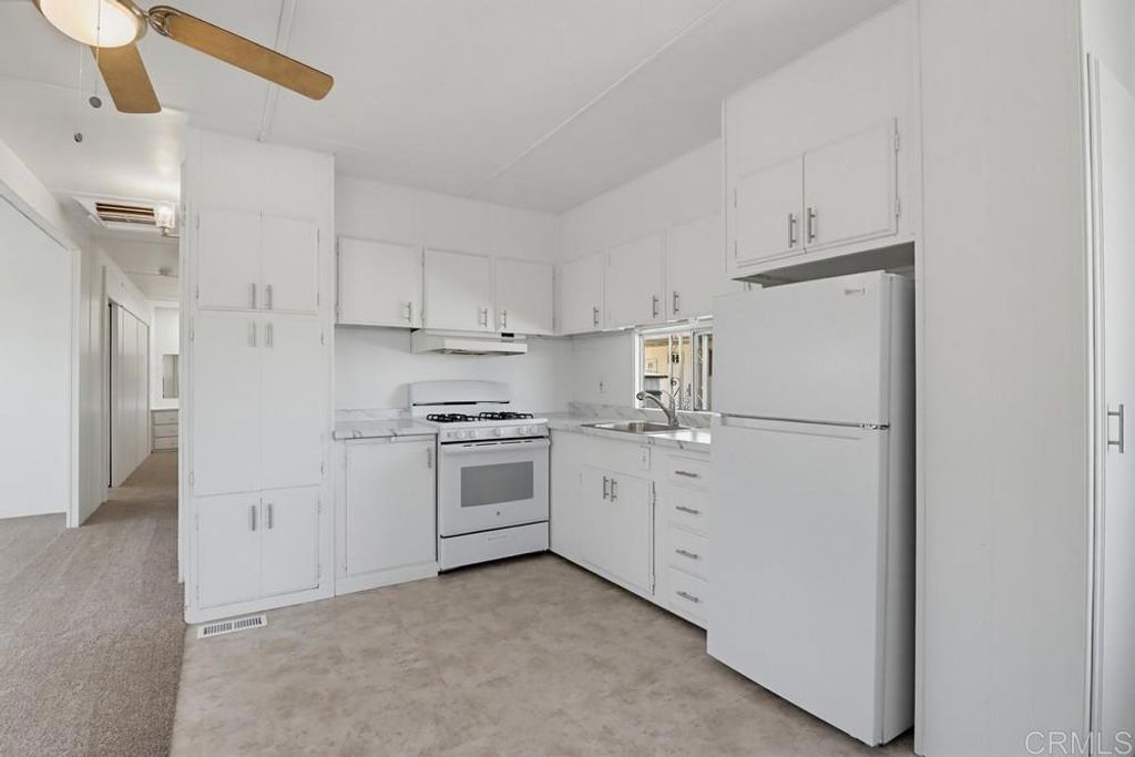 1285 E Washington Space 102, El Cajon, CA 92019 — photo 3