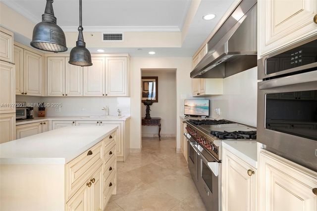 17875 Collins Ave 4303, Sunny Isles Beach, FL 33160