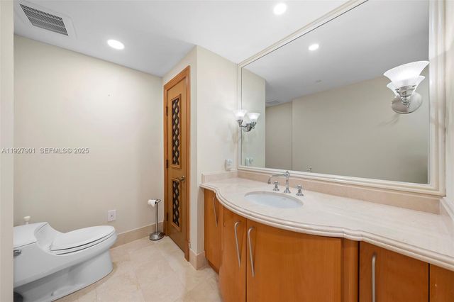 17875 Collins Ave 4303, Sunny Isles Beach, FL 33160