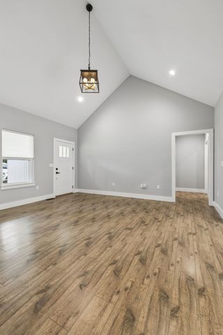 111 Friel Dr, Waverly, TN 37185