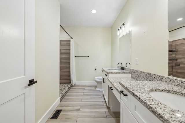 111 Friel Dr, Waverly, TN 37185
