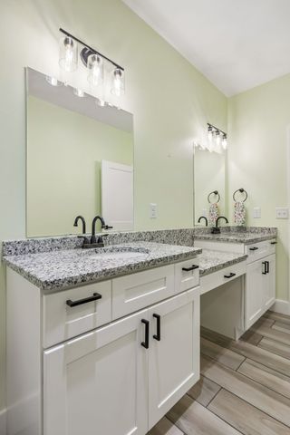 111 Friel Dr, Waverly, TN 37185