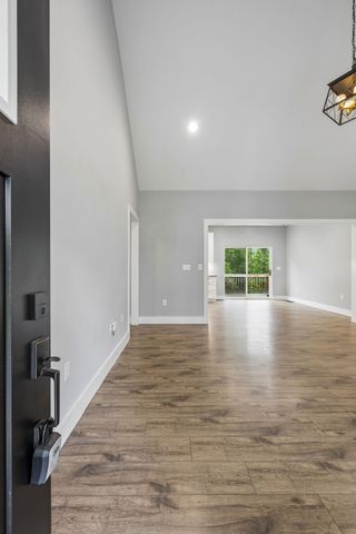 111 Friel Dr, Waverly, TN 37185