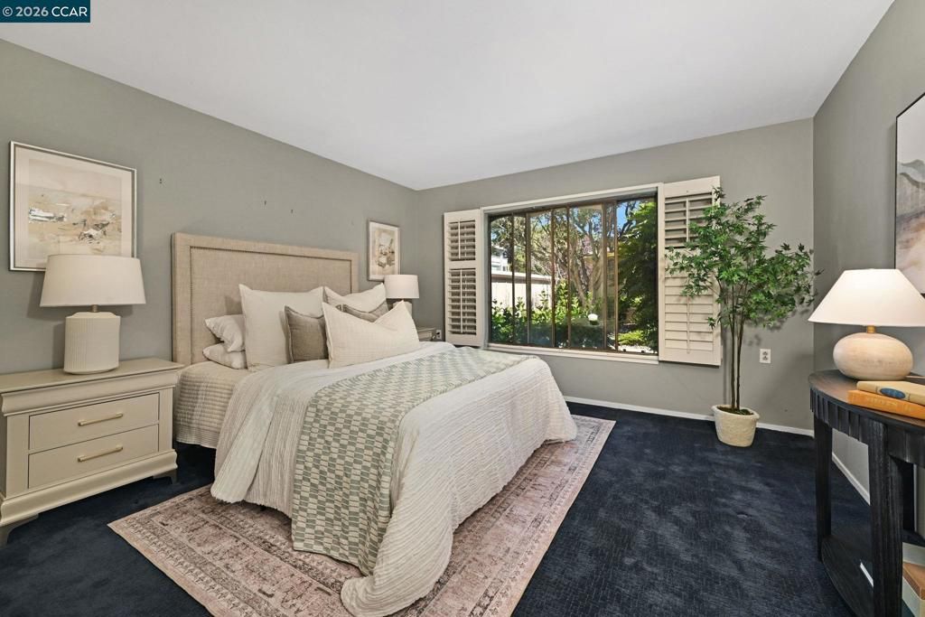 Image 18 of property listing at 2233 Pine Knoll Dr 4, Walnut Creek, CA 94595