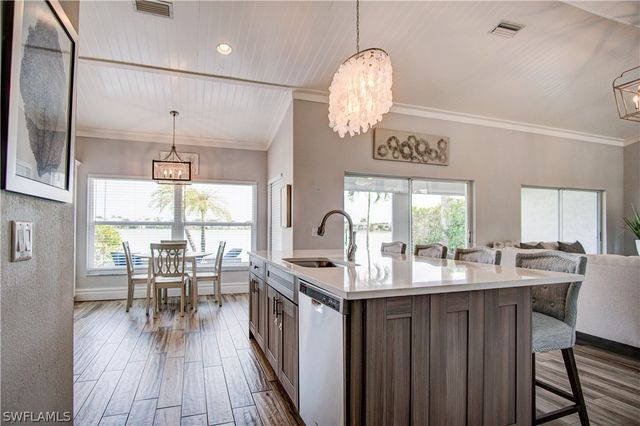 7271 Mill Pond CIR, Naples, FL 34109