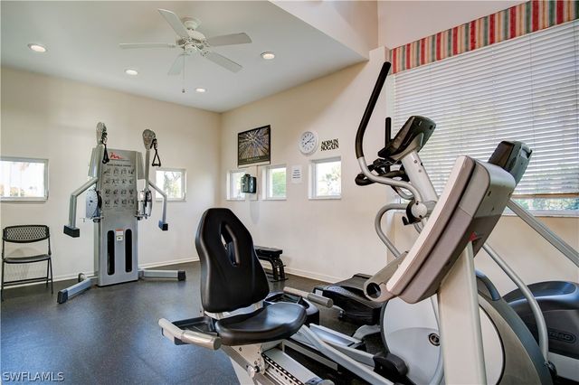 7271 Mill Pond CIR, Naples, FL 34109