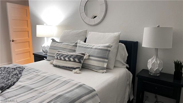 7271 Mill Pond CIR, Naples, FL 34109