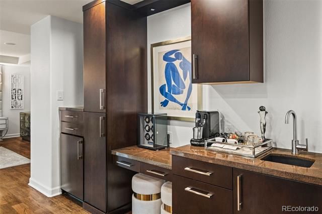 6072 S Paris Street, Greenwood Village, CO 80111