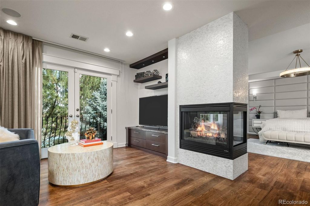 Image 20 of property listing at 6072 S Paris Street, Greenwood Village, CO 80111