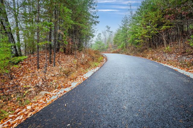 8037 Rocky Ledge Drive, Hixson, TN 37343