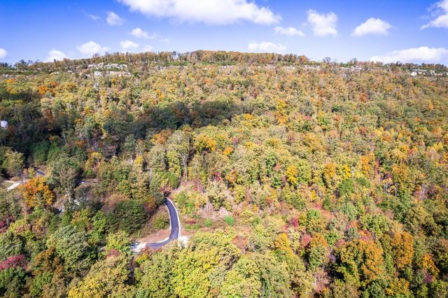 8037 Rocky Ledge Drive, Hixson, TN 37343