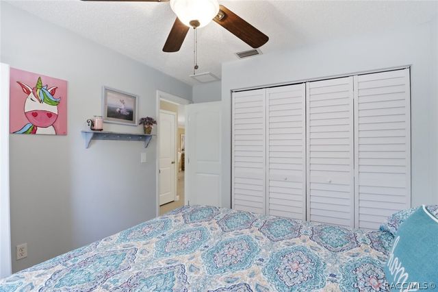 5921 W Desert Court, Beverly Hills, FL 34465