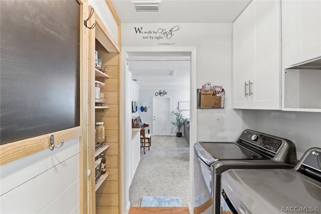 5921 W Desert Court, Beverly Hills, FL 34465