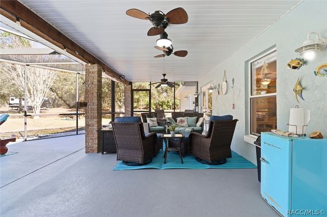 5921 W Desert Court, Beverly Hills, FL 34465