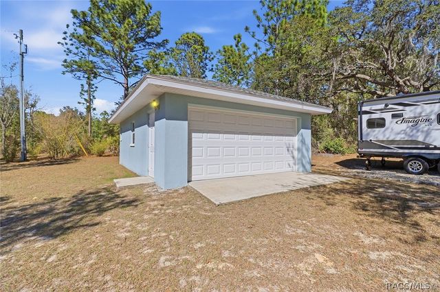 5921 W Desert Court, Beverly Hills, FL 34465