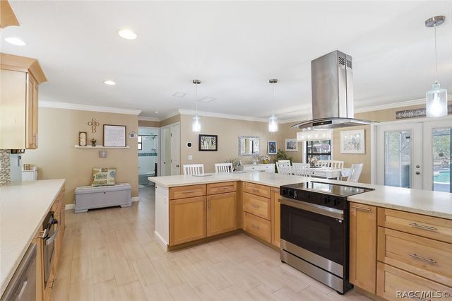 5921 W Desert Court, Beverly Hills, FL 34465