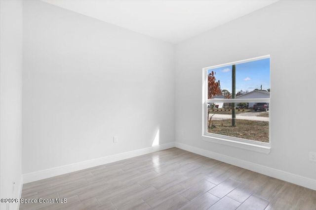 1635 19th Avenue SW, Vero Beach, FL 32962