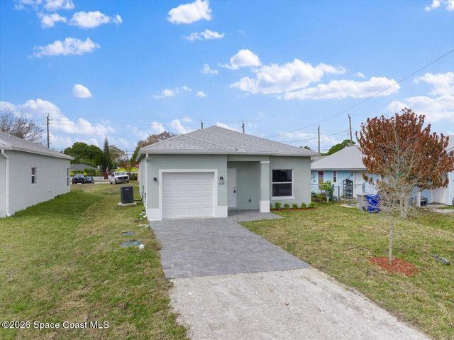 1635 19th Avenue SW, Vero Beach, FL 32962