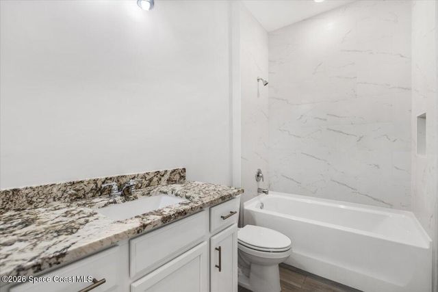 1635 19th Avenue SW, Vero Beach, FL 32962