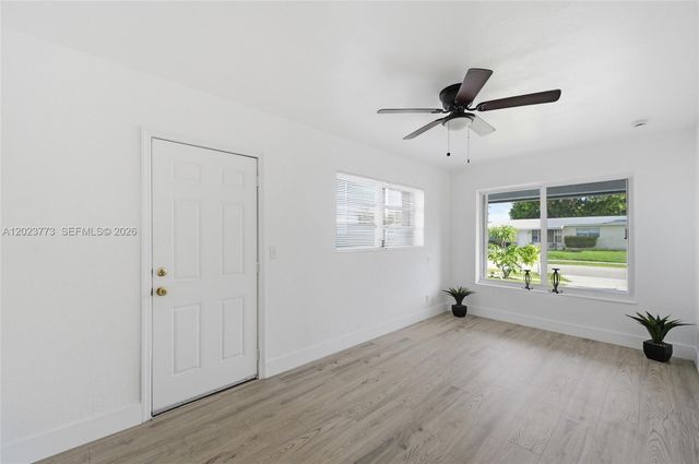 2780 NW 25, Fort Lauderdale, FL 33311
