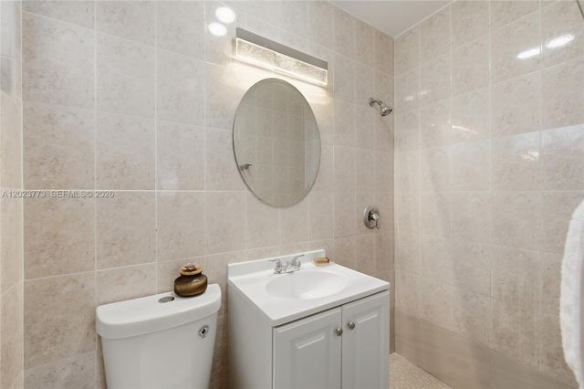 2780 NW 25, Fort Lauderdale, FL 33311
