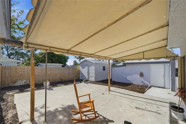 2780 NW 25, Fort Lauderdale, FL 33311