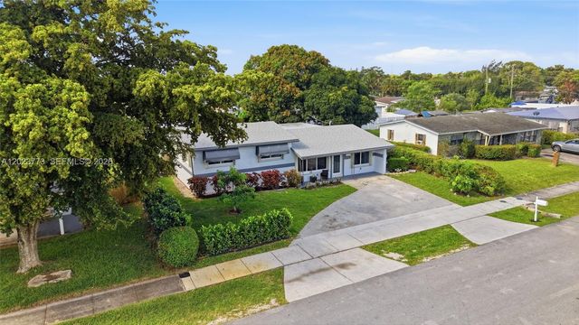 2780 NW 25, Fort Lauderdale, FL 33311
