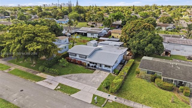 2780 NW 25, Fort Lauderdale, FL 33311