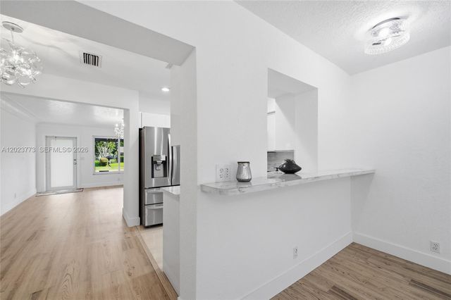 2780 NW 25, Fort Lauderdale, FL 33311