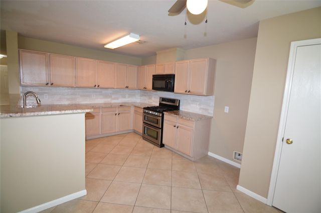 3903 Brighton Springs Lane, Katy, TX 77449