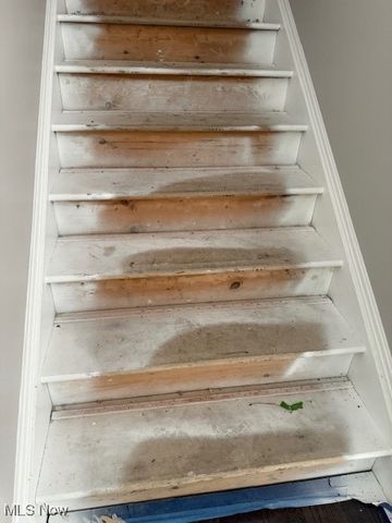 19130 Beach Cliff Boulevard, Rocky River, OH 44116