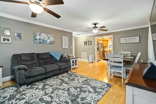 31 Daisy Drive, London, KY 40744