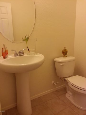 1932 E RAVENSWOOD Drive, Gilbert, AZ 85298