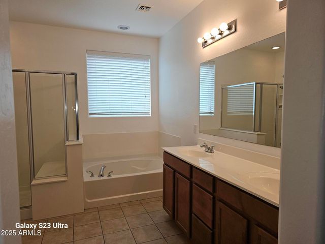 1932 E RAVENSWOOD Drive, Gilbert, AZ 85298