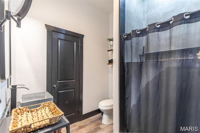 1300 River Valley Road, Doniphan, MO 63935