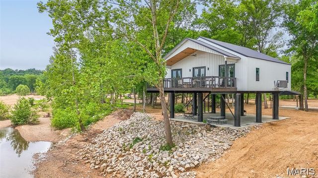 1300 River Valley Road, Doniphan, MO 63935