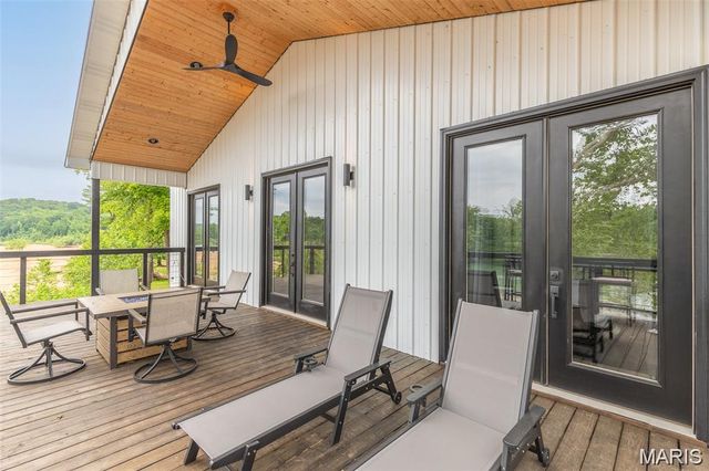 1300 River Valley Road, Doniphan, MO 63935