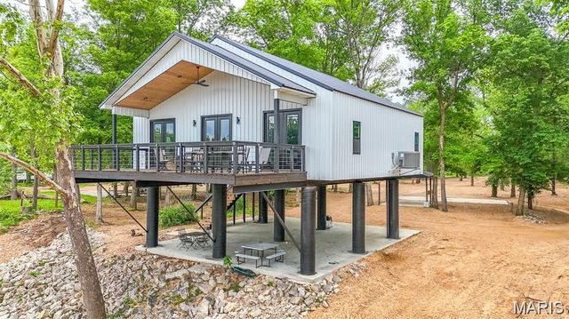 1300 River Valley Road, Doniphan, MO 63935