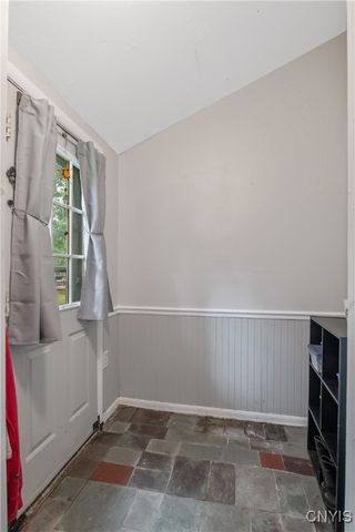 217 Melrose Avenue, Camillus, NY 13219