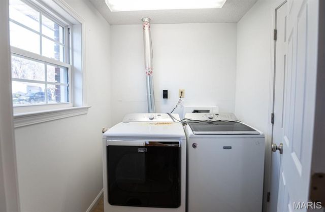 1707 E 9th Street, Washington, MO 63090