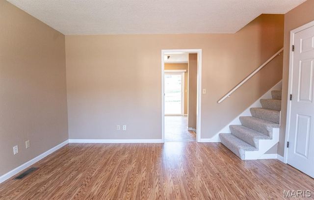 1707 E 9th Street, Washington, MO 63090