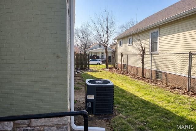 4605 Ray Avenue, St Louis, MO 63116
