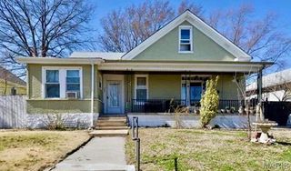 4605 Ray Avenue, St Louis, MO 63116