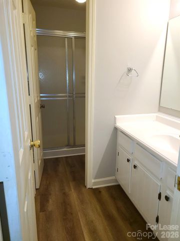 2141 Selwyn Avenue 206, Charlotte, NC 28207