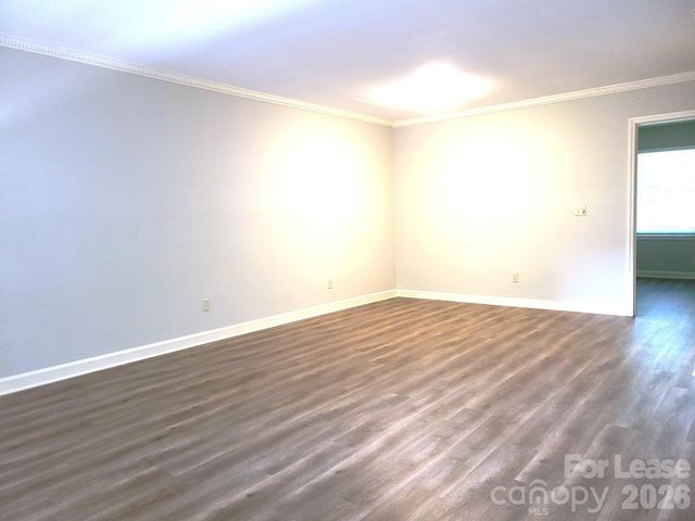 2141 Selwyn Avenue 206, Charlotte, NC 28207